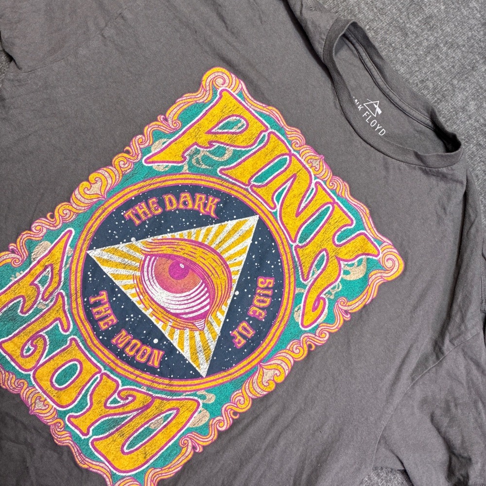 Pink Floyd T-Shirt Mens 2XL Gray Dark Side of the Moon Graphic